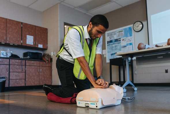 DFD trains hands-only CPR pic2